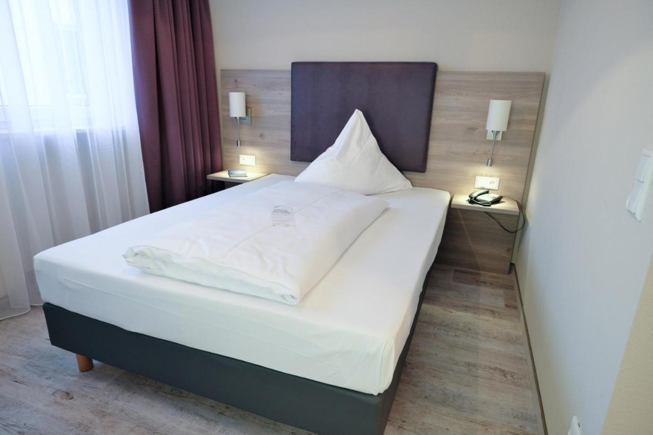 Hotel Roemerstadt Gersthofen Bagian luar foto
