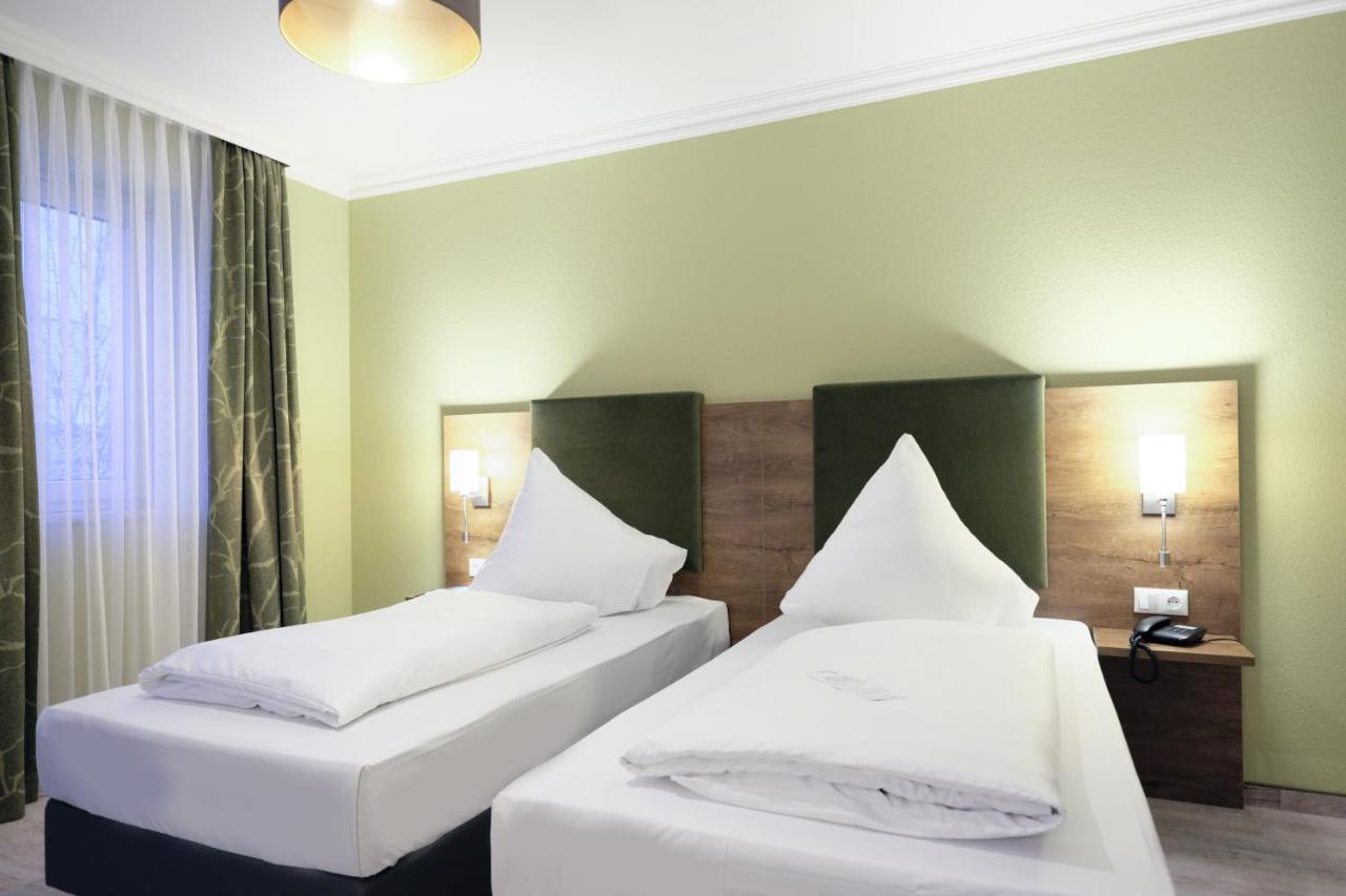 Hotel Roemerstadt Gersthofen Bagian luar foto