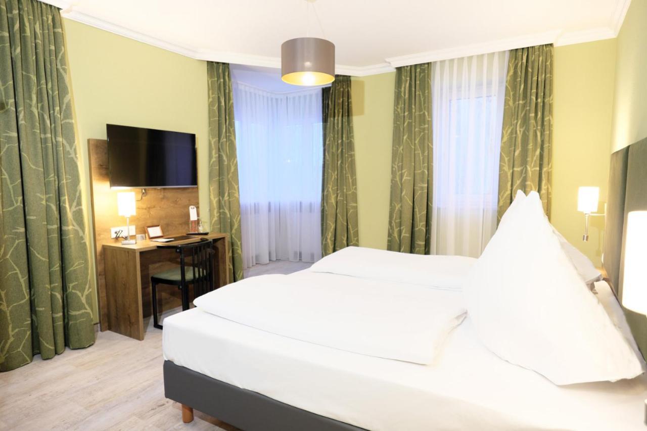 Hotel Roemerstadt Gersthofen Bagian luar foto